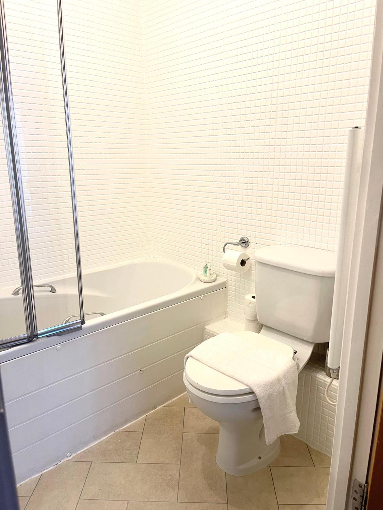 Apartment City Centre Gem - Stylish 1 Bedroom Stay