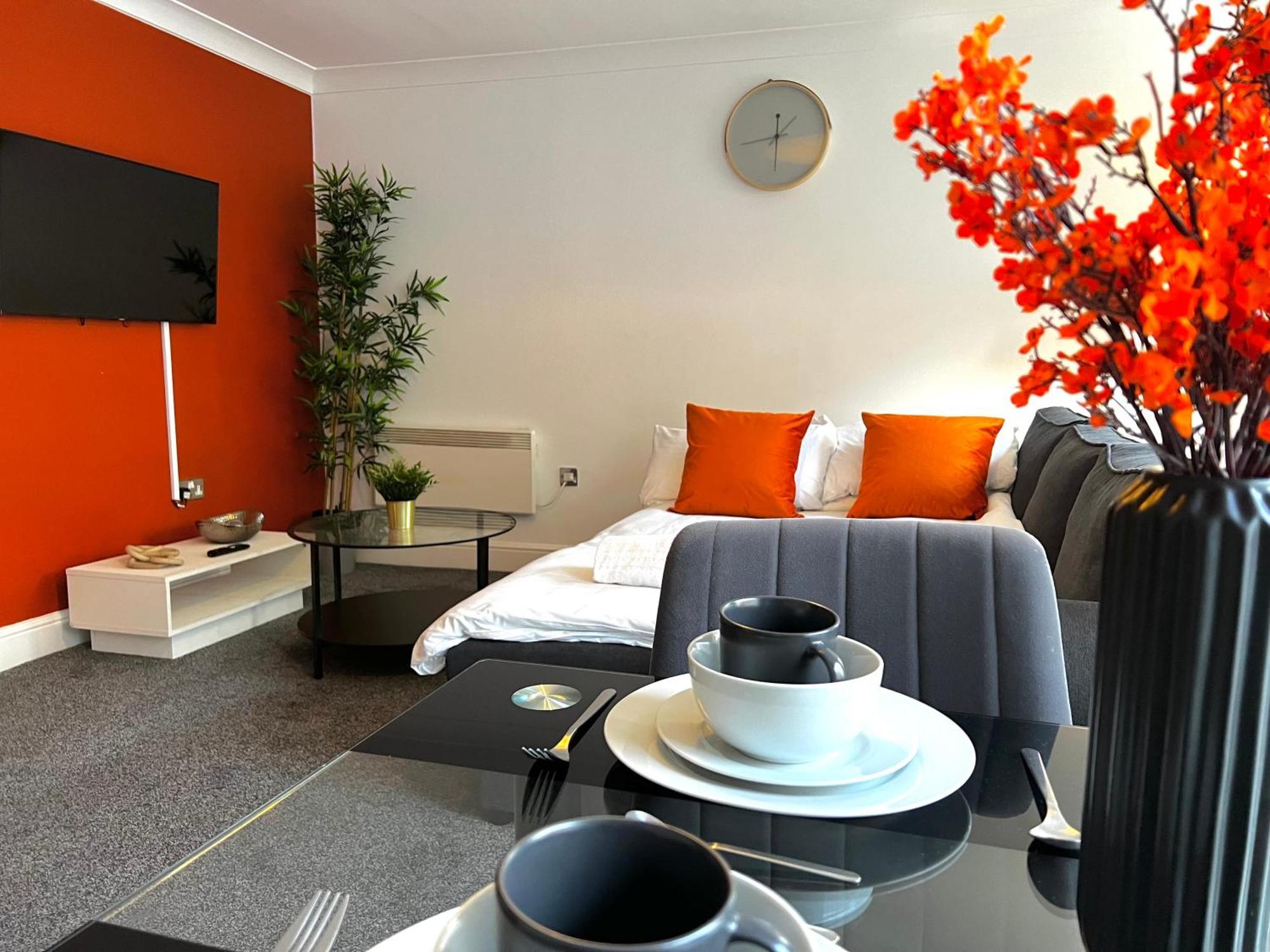 City Centre Gem - Stylish 1 Bedroom Stay Apartment *